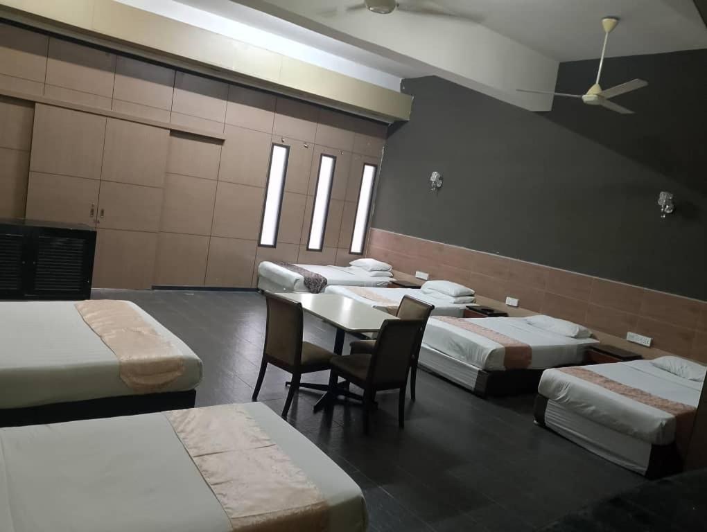 Golden Leaf Hotel Danga Bay Johor Bahru Exterior foto